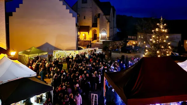 Schlossweihnacht Blumenfeld